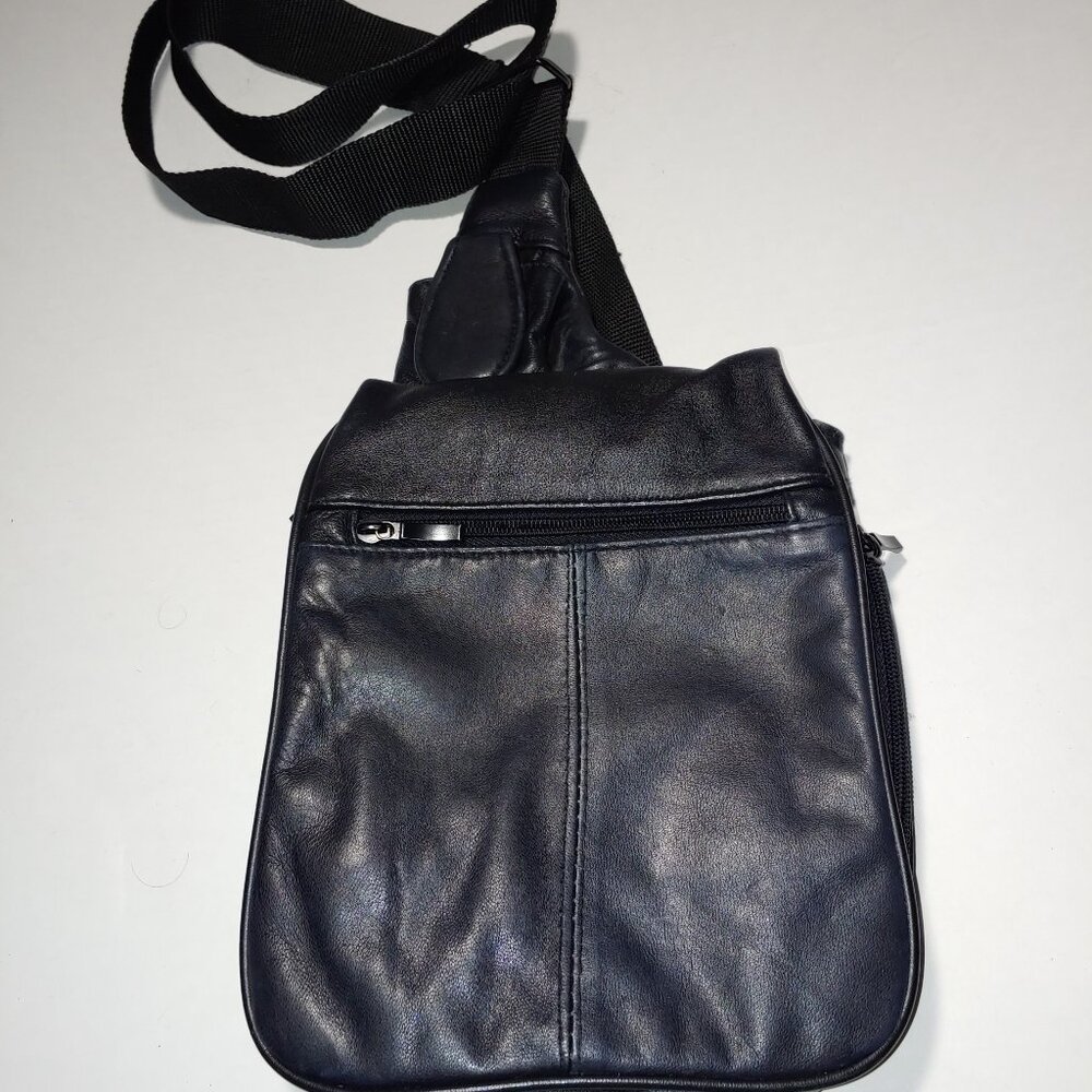 Buxton Travel Vintage Y2K Leather Crossbody Bag Black Unisex